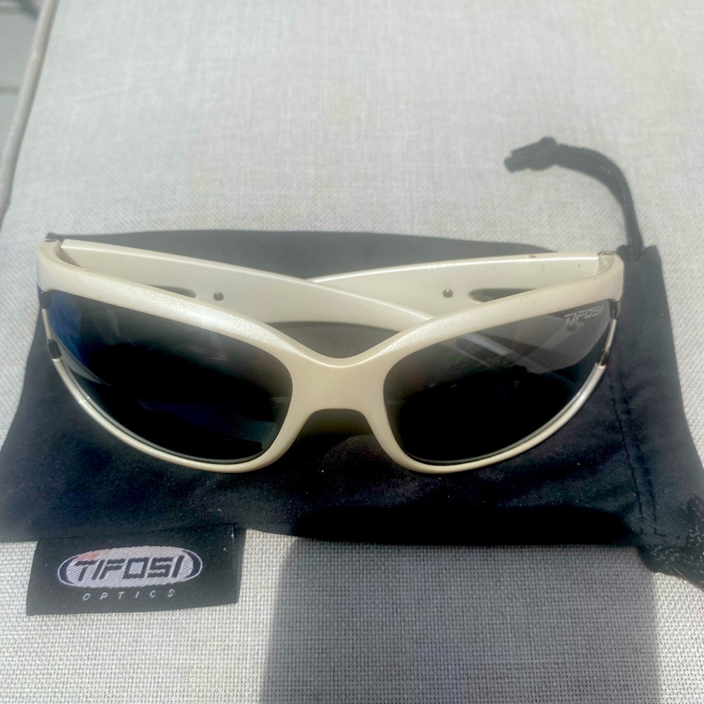 Tifosi Optics Cream Sunglasses